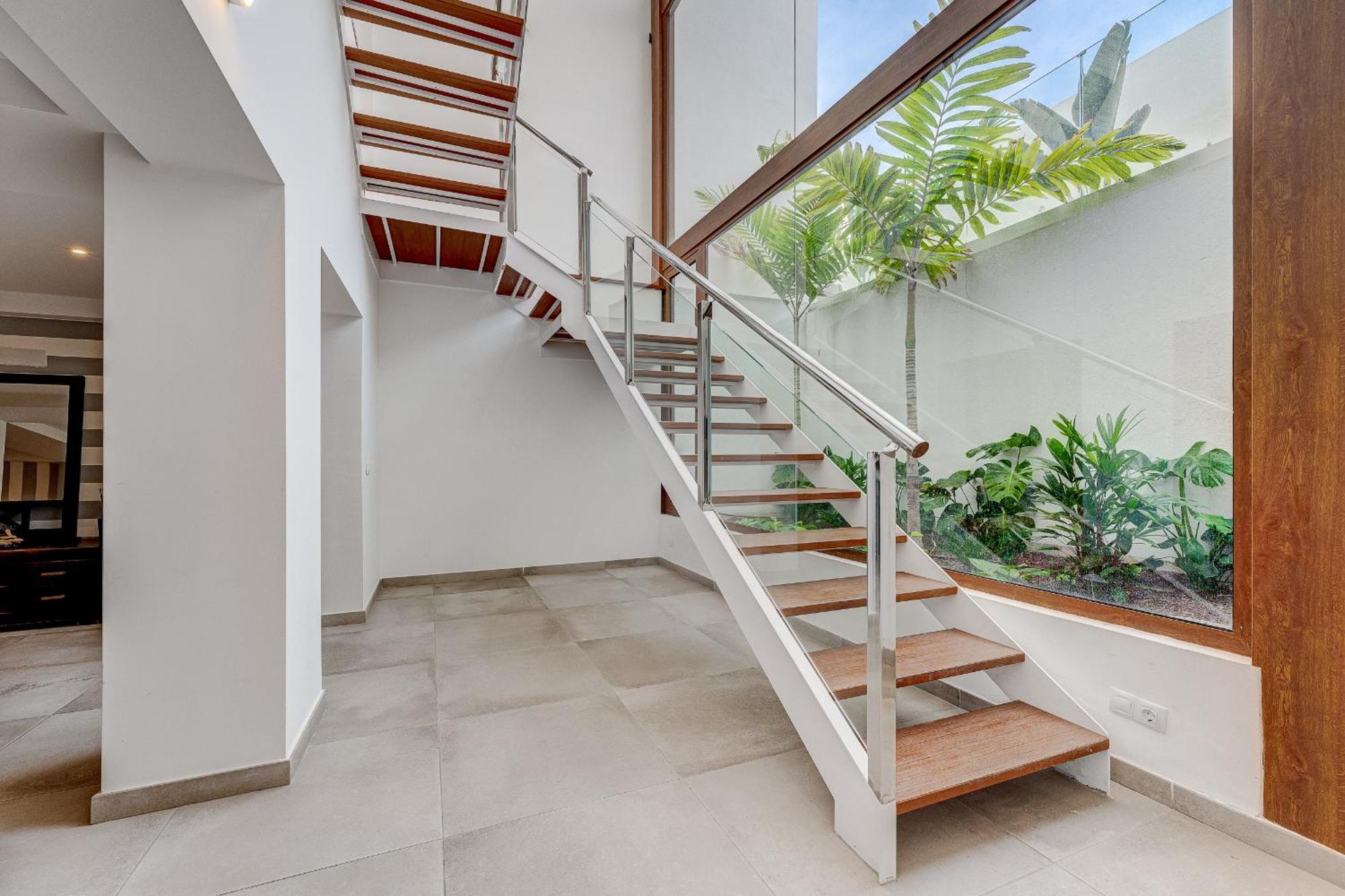 Fabulous Contemporary 5 Bedroom Villa With Private Heated Pool, Sleeps Max 13 Callao Salvaje Kültér fotó