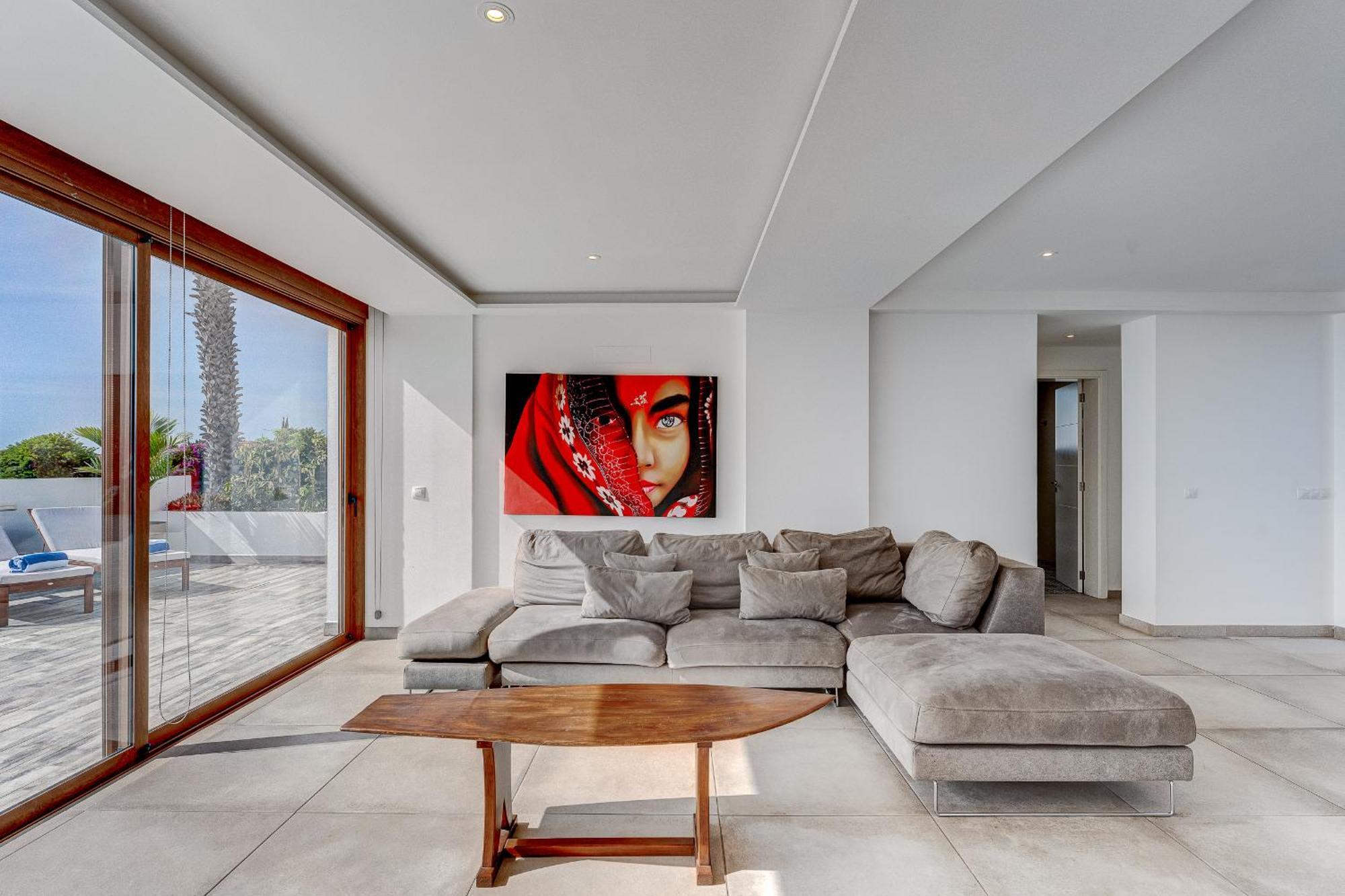 Fabulous Contemporary 5 Bedroom Villa With Private Heated Pool, Sleeps Max 13 Callao Salvaje Kültér fotó