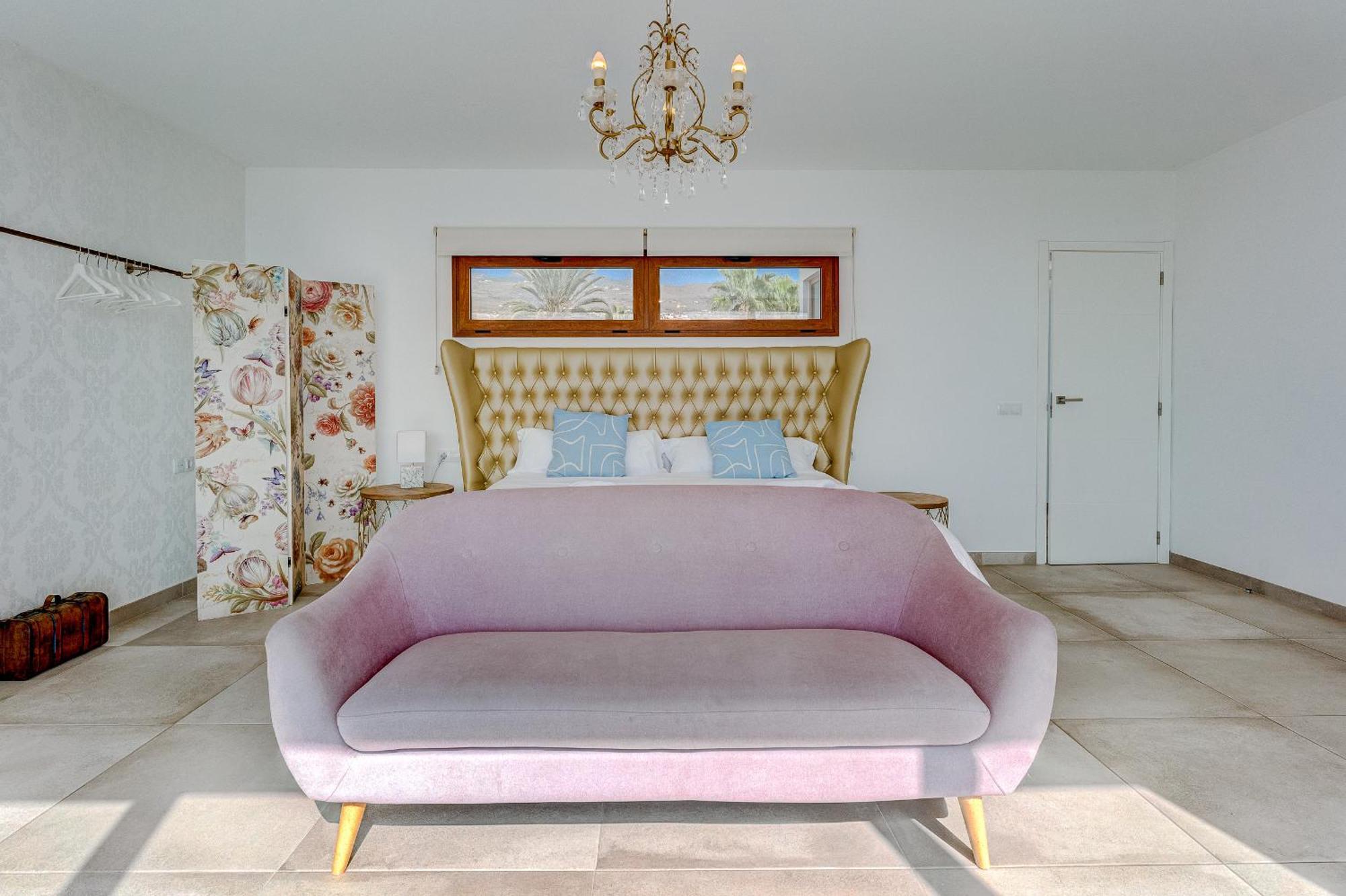 Fabulous Contemporary 5 Bedroom Villa With Private Heated Pool, Sleeps Max 13 Callao Salvaje Kültér fotó