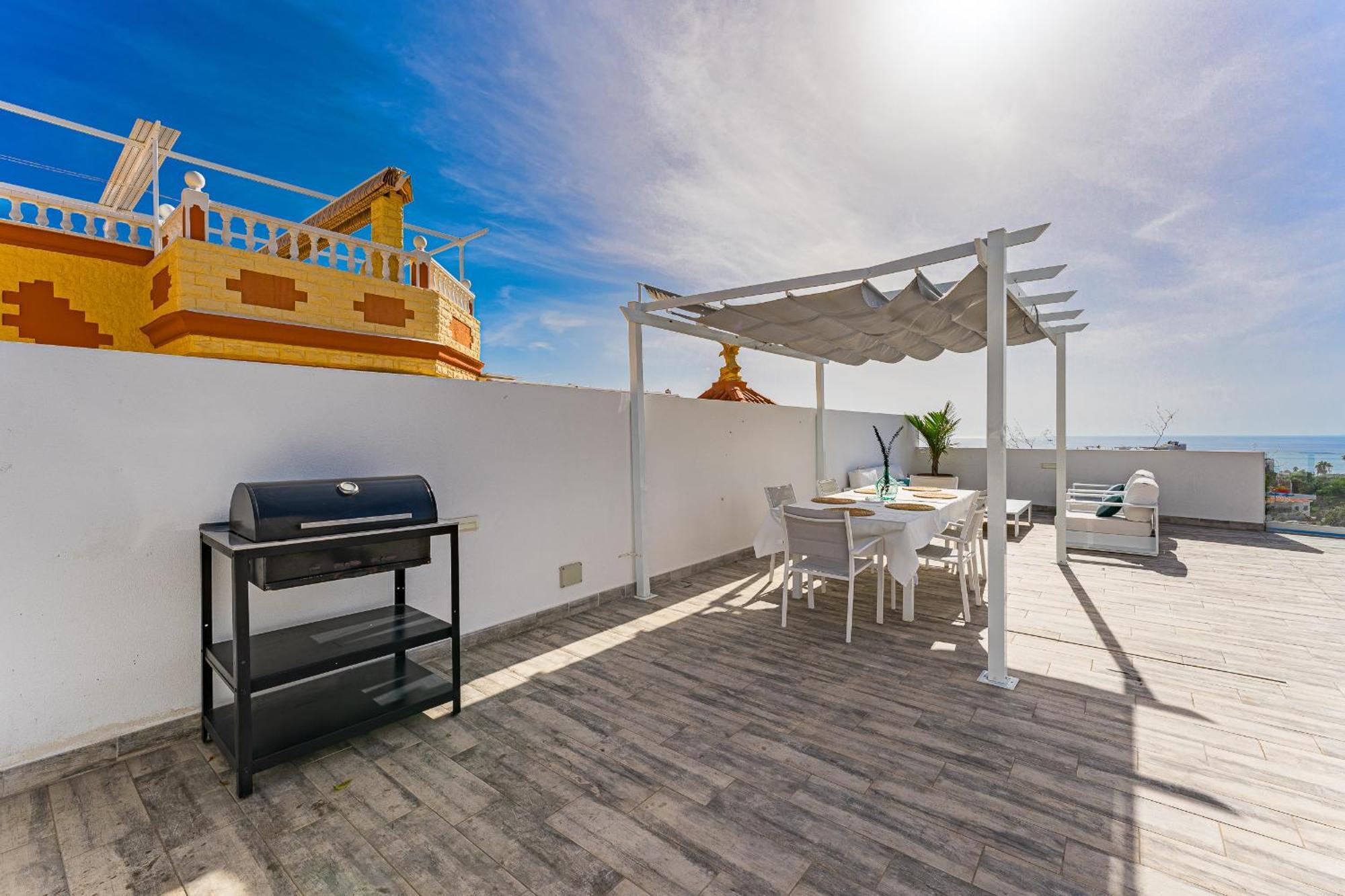 Fabulous Contemporary 5 Bedroom Villa With Private Heated Pool, Sleeps Max 13 Callao Salvaje Kültér fotó